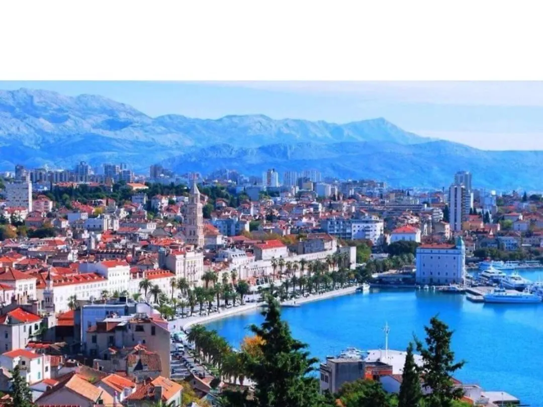 Trstenik Central location